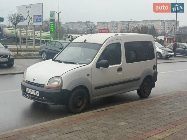 Белый Рено Кенгу, объемом двигателя 1.39 л и пробегом 300 тыс. км за 1700 $, фото 1 на Automoto.ua