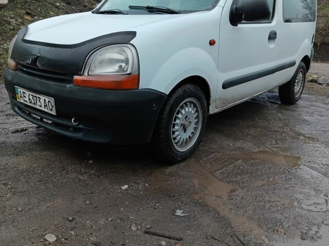 Белый Рено Кенгу, объемом двигателя 1.9 л и пробегом 20 тыс. км за 2500 $, фото 1 на Automoto.ua