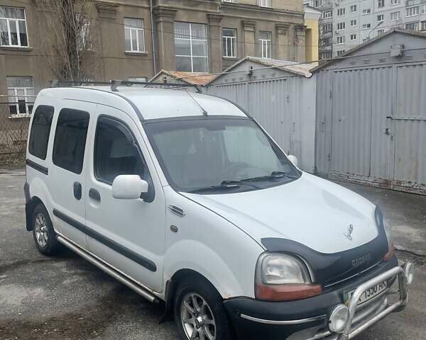 Белый Рено Кенгу, объемом двигателя 1.9 л и пробегом 160 тыс. км за 3000 $, фото 1 на Automoto.ua
