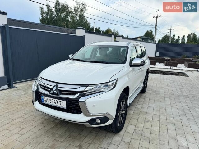 Белый Рено Кенгу, объемом двигателя 1.2 л и пробегом 356 тыс. км за 2608 $, фото 1 на Automoto.ua