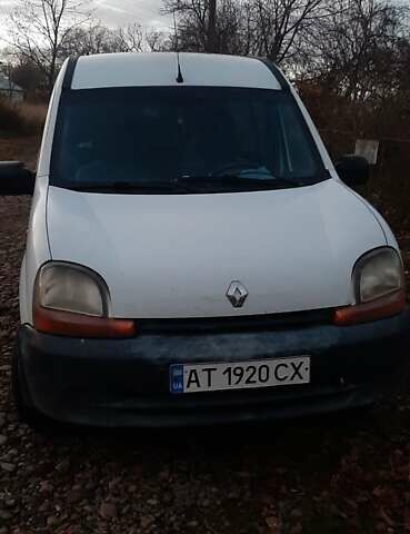 Белый Рено Кенгу, объемом двигателя 1.9 л и пробегом 240 тыс. км за 2500 $, фото 1 на Automoto.ua