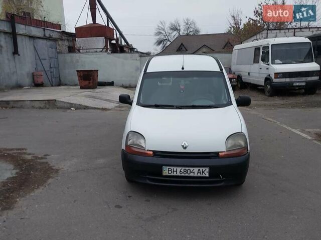 Белый Рено Кенгу, объемом двигателя 1.87 л и пробегом 250 тыс. км за 3000 $, фото 1 на Automoto.ua