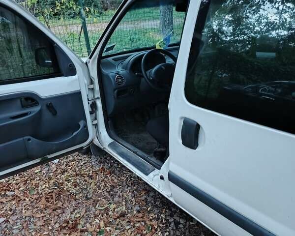 Білий Рено Кєнгу, об'ємом двигуна 1.9 л та пробігом 290 тис. км за 2500 $, фото 1 на Automoto.ua