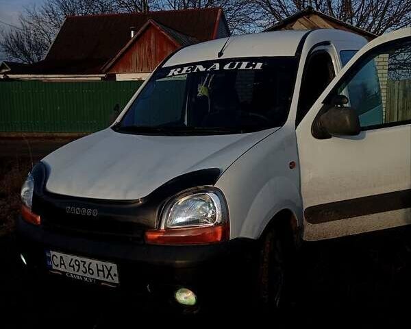 Белый Рено Кенгу, объемом двигателя 1.87 л и пробегом 325 тыс. км за 2800 $, фото 1 на Automoto.ua