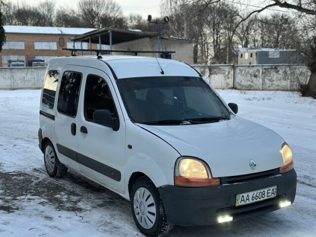 Белый Рено Кенгу, объемом двигателя 1.9 л и пробегом 300 тыс. км за 2200 $, фото 1 на Automoto.ua