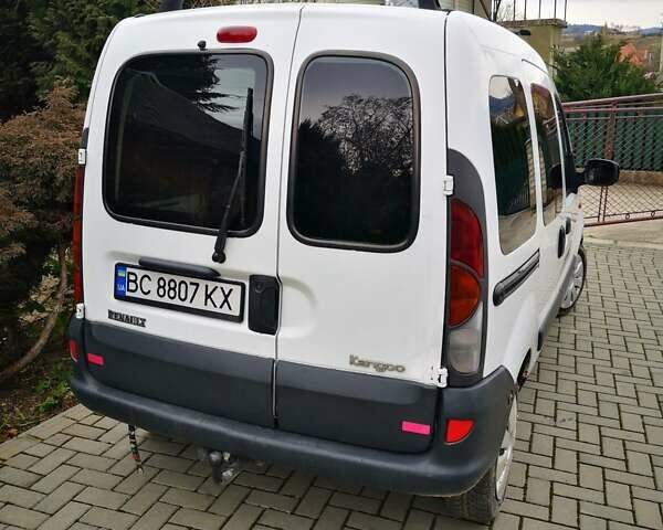 Белый Рено Кенгу, объемом двигателя 1.87 л и пробегом 250 тыс. км за 3000 $, фото 1 на Automoto.ua
