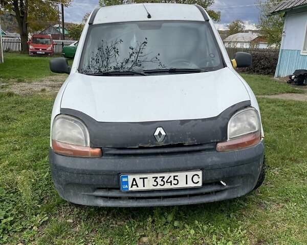 Рено Кенгу 2002 в Долине на Automoto.ua Белый Рено Кенгу, объемом двигателя 1.5 л и пробегом 250 тыс. км за 1600 $, фото 1 на Automoto.ua