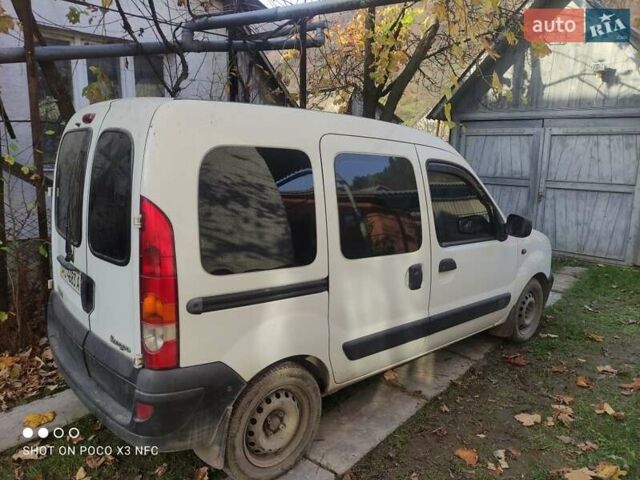 Белый Рено Кенгу, объемом двигателя 1.5 л и пробегом 250 тыс. км за 3309 $, фото 1 на Automoto.ua