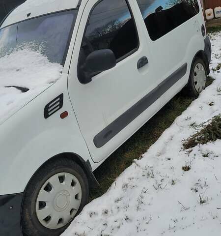 Белый Рено Кенгу, объемом двигателя 1.9 л и пробегом 232 тыс. км за 4200 $, фото 1 на Automoto.ua