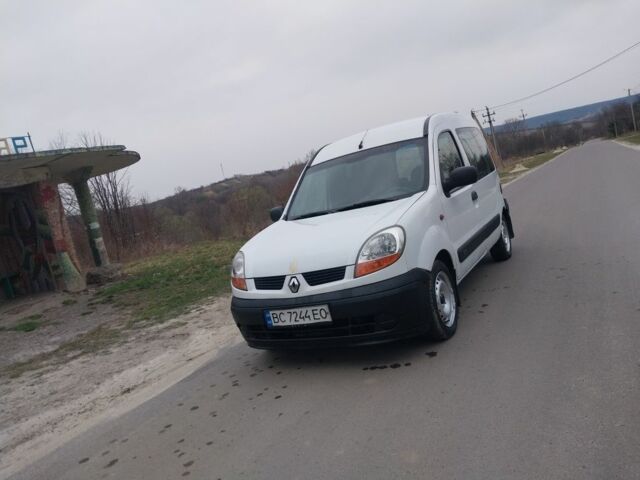 Белый Рено Кенгу, объемом двигателя 1.9 л и пробегом 300 тыс. км за 2900 $, фото 1 на Automoto.ua