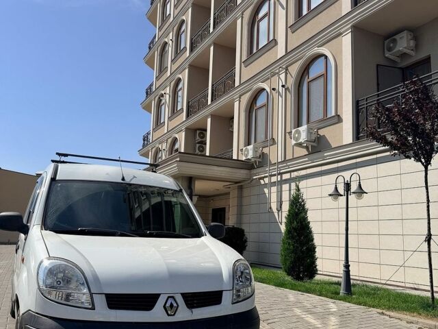 Білий Рено Кєнгу, об'ємом двигуна 1.5 л та пробігом 161 тис. км за 4195 $, фото 1 на Automoto.ua