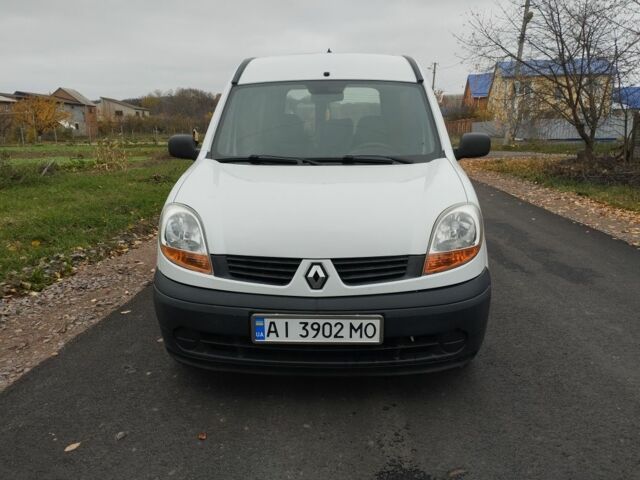 Белый Рено Кенгу, объемом двигателя 1.5 л и пробегом 335 тыс. км за 3650 $, фото 1 на Automoto.ua