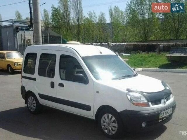 Белый Рено Кенгу, объемом двигателя 1.46 л и пробегом 270 тыс. км за 2000 $, фото 1 на Automoto.ua