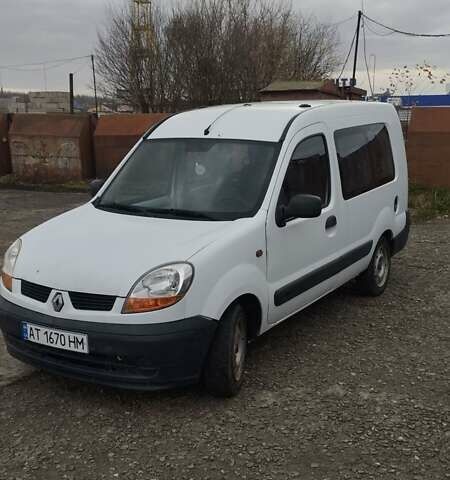 Белый Рено Кенгу, объемом двигателя 1.46 л и пробегом 185 тыс. км за 4000 $, фото 1 на Automoto.ua