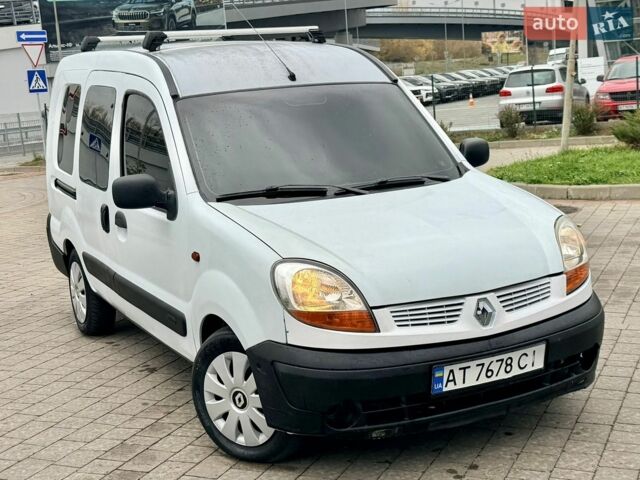 Белый Рено Кенгу, объемом двигателя 1.46 л и пробегом 330 тыс. км за 2850 $, фото 1 на Automoto.ua