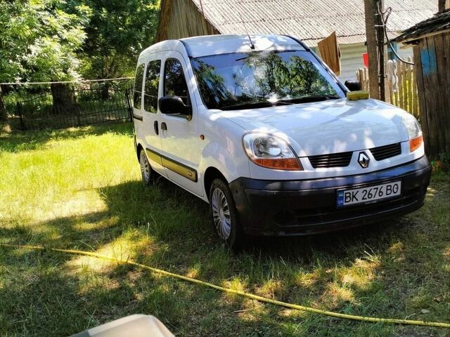 Білий Рено Кєнгу, об'ємом двигуна 1.46 л та пробігом 270 тис. км за 3600 $, фото 1 на Automoto.ua