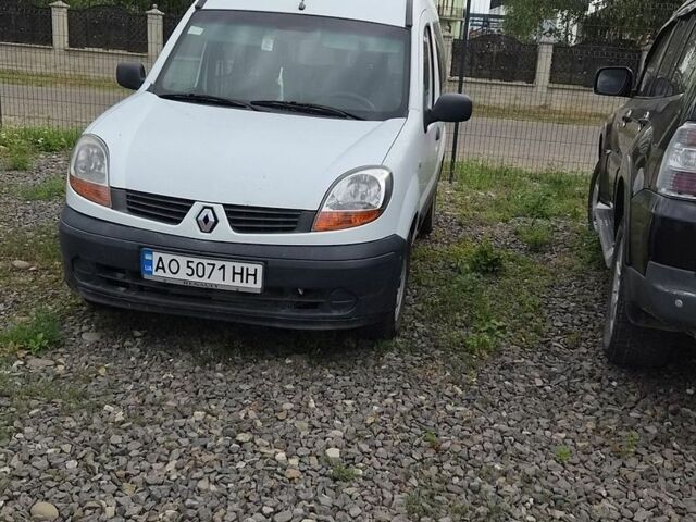 Білий Рено Кєнгу, об'ємом двигуна 1.46 л та пробігом 299 тис. км за 3200 $, фото 1 на Automoto.ua