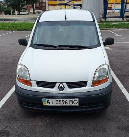 Белый Рено Кенгу, объемом двигателя 1.5 л и пробегом 256 тыс. км за 3900 $, фото 1 на Automoto.ua