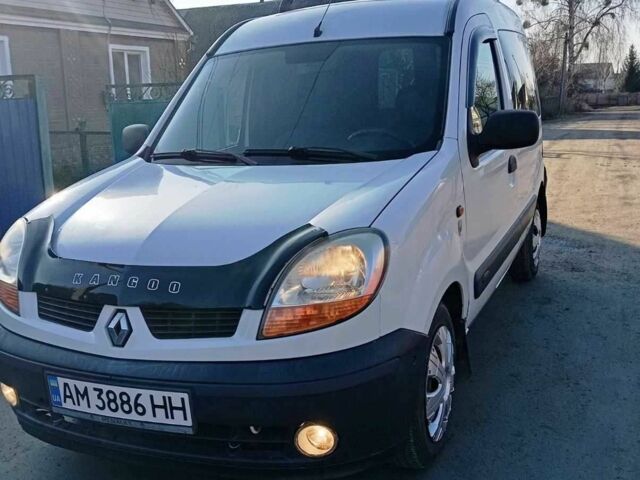 Білий Рено Кєнгу, об'ємом двигуна 1.5 л та пробігом 288 тис. км за 3200 $, фото 1 на Automoto.ua