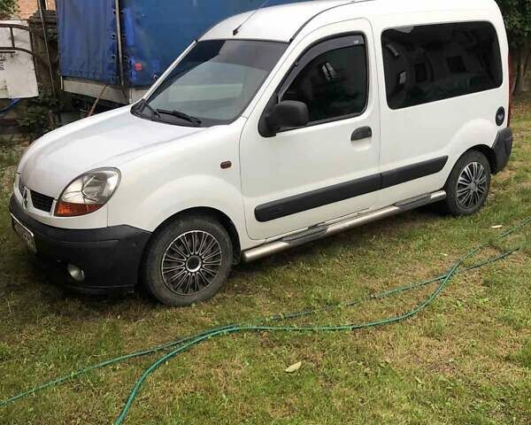 Білий Рено Кєнгу, об'ємом двигуна 1.5 л та пробігом 290 тис. км за 3950 $, фото 1 на Automoto.ua