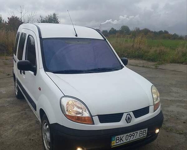 Белый Рено Кенгу, объемом двигателя 1.46 л и пробегом 271 тыс. км за 3000 $, фото 1 на Automoto.ua