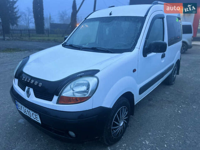 Белый Рено Кенгу, объемом двигателя 1.46 л и пробегом 205 тыс. км за 3600 $, фото 1 на Automoto.ua