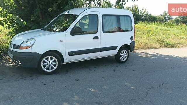 Білий Рено Кєнгу, об'ємом двигуна 1.15 л та пробігом 210 тис. км за 3800 $, фото 1 на Automoto.ua