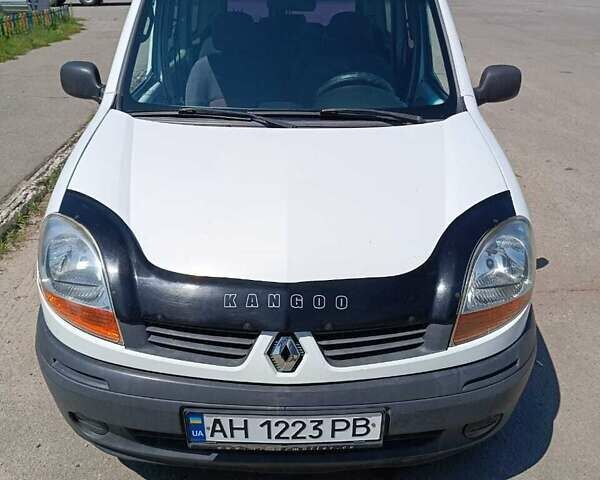 Рено Кенгу 2006 в Харькове на Automoto.ua Белый Рено Кенгу, объемом двигателя 1.9 л и пробегом 220 тыс. км за 4300 $, фото 1 на Automoto.ua