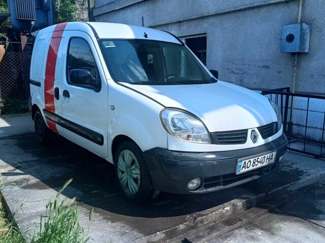 Белый Рено Кенгу, объемом двигателя 1.5 л и пробегом 144 тыс. км за 3400 $, фото 1 на Automoto.ua