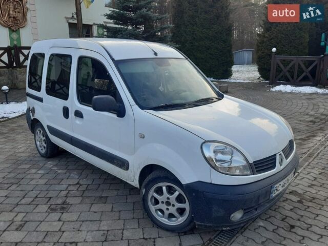 Білий Рено Кєнгу, об'ємом двигуна 1.5 л та пробігом 220 тис. км за 4900 $, фото 1 на Automoto.ua
