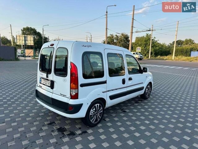 Белый Рено Кенгу, объемом двигателя 1.5 л и пробегом 200 тыс. км за 4900 $, фото 1 на Automoto.ua