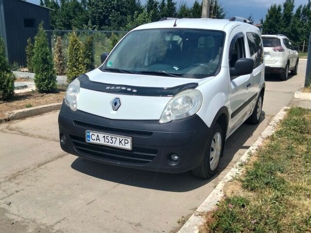 Белый Рено Кенгу, объемом двигателя 1.46 л и пробегом 273 тыс. км за 5800 $, фото 1 на Automoto.ua