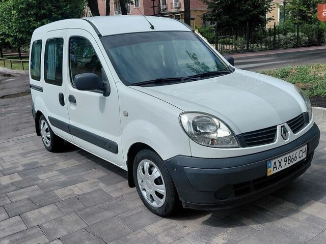 Белый Рено Кенгу, объемом двигателя 1.46 л и пробегом 192 тыс. км за 4400 $, фото 1 на Automoto.ua