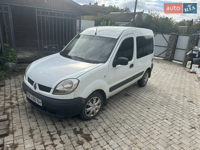 Белый Рено Кенгу, объемом двигателя 1.46 л и пробегом 290 тыс. км за 2999 $, фото 1 на Automoto.ua