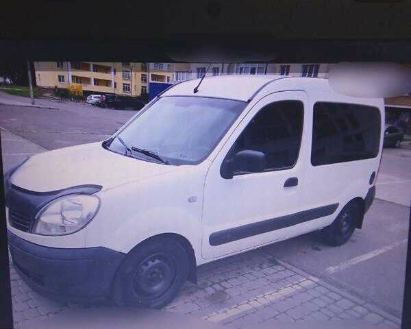 Белый Рено Кенгу, объемом двигателя 1.5 л и пробегом 270 тыс. км за 5200 $, фото 1 на Automoto.ua