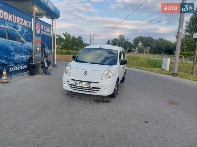 Білий Рено Кєнгу, об'ємом двигуна 1.5 л та пробігом 228 тис. км за 4800 $, фото 1 на Automoto.ua