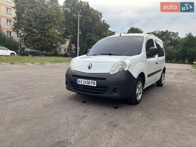 Білий Рено Кєнгу, об'ємом двигуна 1.46 л та пробігом 249 тис. км за 5850 $, фото 1 на Automoto.ua