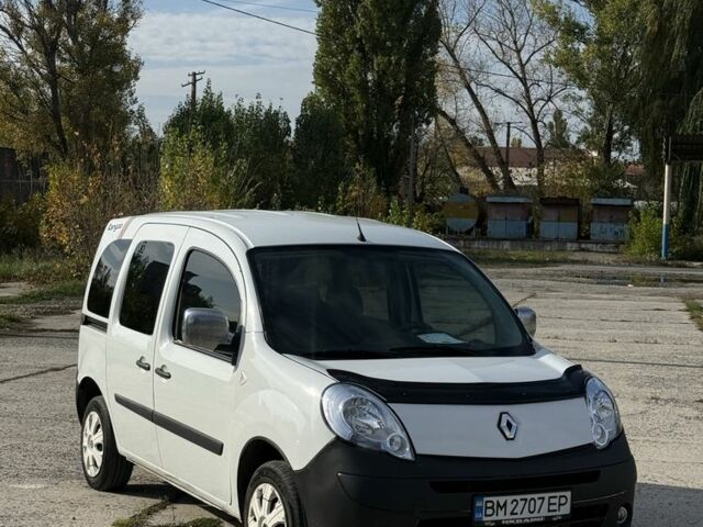 Білий Рено Кєнгу, об'ємом двигуна 1.5 л та пробігом 220 тис. км за 5583 $, фото 1 на Automoto.ua