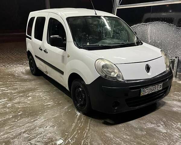 Белый Рено Кенгу, объемом двигателя 1.5 л и пробегом 363 тыс. км за 4200 $, фото 1 на Automoto.ua