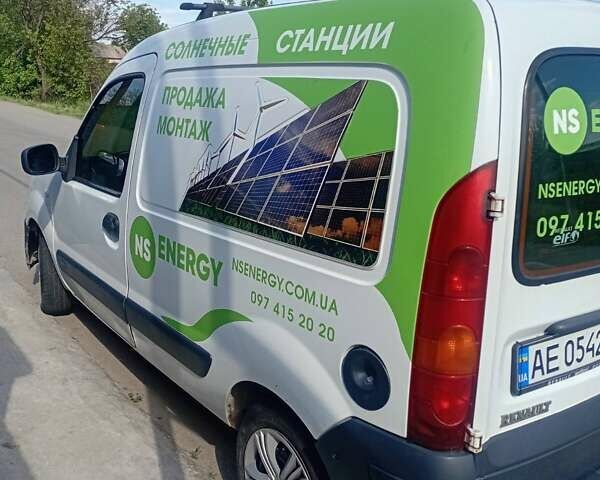 Белый Рено Кенгу, объемом двигателя 1.46 л и пробегом 271 тыс. км за 4900 $, фото 1 на Automoto.ua