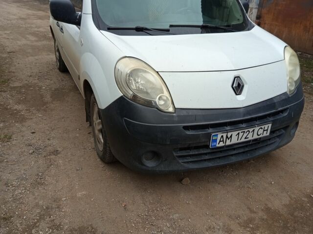 Білий Рено Кєнгу, об'ємом двигуна 1.5 л та пробігом 316 тис. км за 4600 $, фото 1 на Automoto.ua