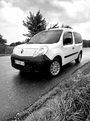 Белый Рено Кенгу, объемом двигателя 1.5 л и пробегом 161 тыс. км за 6950 $, фото 1 на Automoto.ua