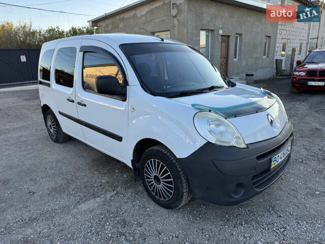 Білий Рено Кєнгу, об'ємом двигуна 1.46 л та пробігом 263 тис. км за 5750 $, фото 1 на Automoto.ua