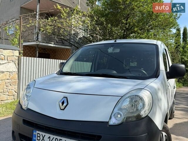 Белый Рено Кенгу, объемом двигателя 1.46 л и пробегом 196 тыс. км за 5999 $, фото 1 на Automoto.ua