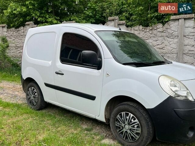 Білий Рено Кєнгу, об'ємом двигуна 1.46 л та пробігом 270 тис. км за 4500 $, фото 1 на Automoto.ua