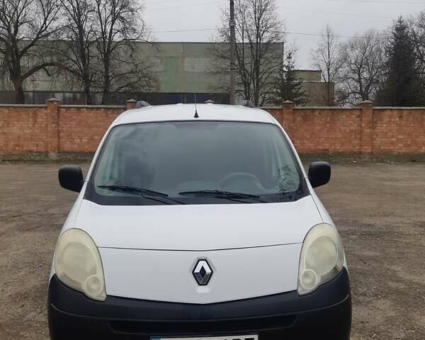 Белый Рено Кенгу, объемом двигателя 1.46 л и пробегом 410 тыс. км за 5400 $, фото 1 на Automoto.ua