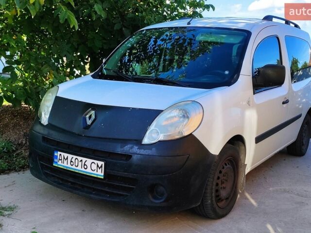 Белый Рено Кенгу, объемом двигателя 1.46 л и пробегом 368 тыс. км за 5000 $, фото 1 на Automoto.ua
