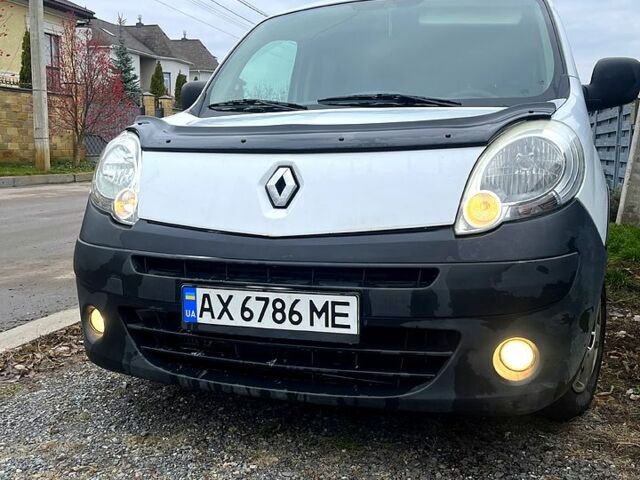 Білий Рено Кєнгу, об'ємом двигуна 1.5 л та пробігом 198 тис. км за 6500 $, фото 1 на Automoto.ua