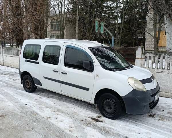 Білий Рено Кєнгу, об'ємом двигуна 1.5 л та пробігом 320 тис. км за 7000 $, фото 1 на Automoto.ua