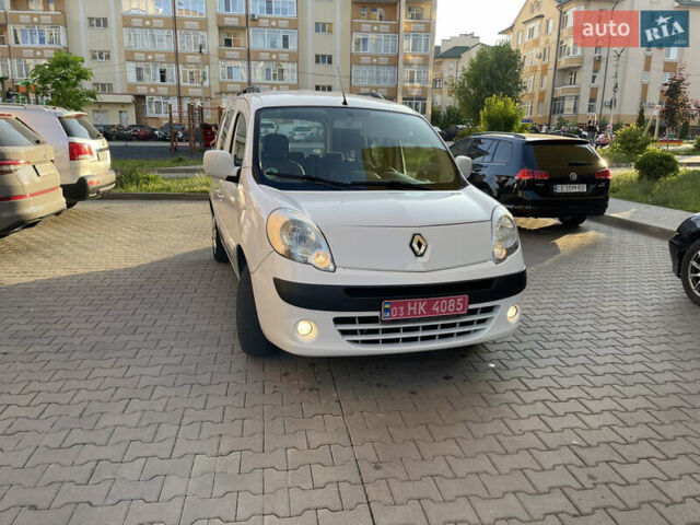 Белый Рено Кенгу, объемом двигателя 1.5 л и пробегом 223 тыс. км за 7450 $, фото 1 на Automoto.ua